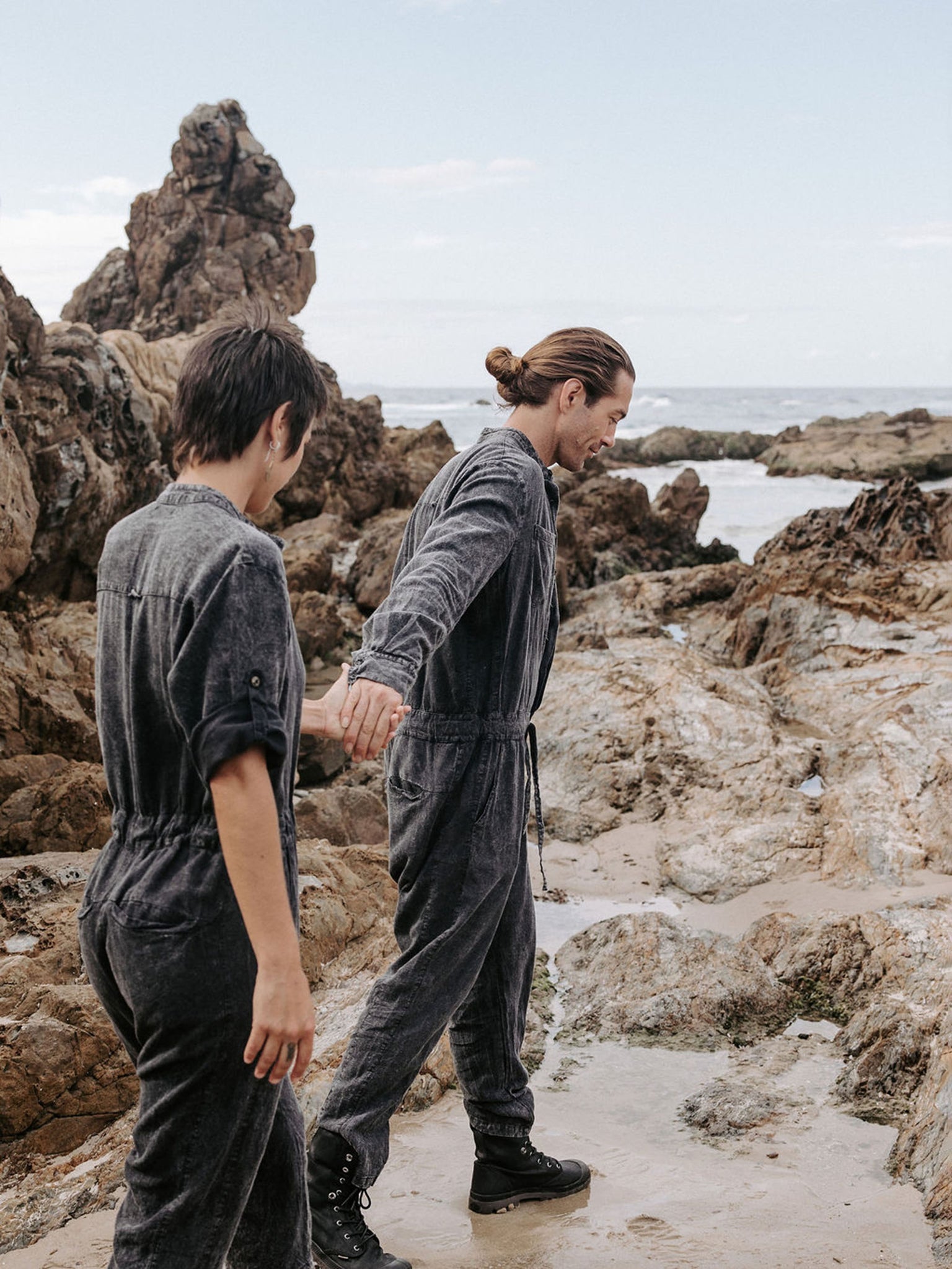 Linen jumpsuit - Stone