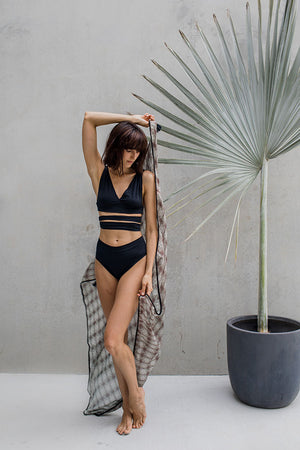 Wrap Top - Black - Idis Designs
